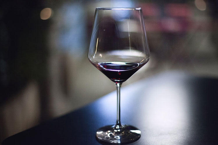 <p>Oodles of red wine available - browse our great selection.</p>